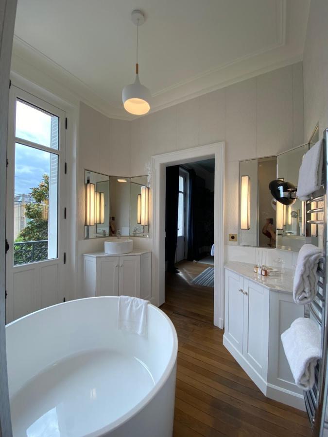Maison Blanche Chartres - Maison d'hôtes 5 étoiles Extérieur photo