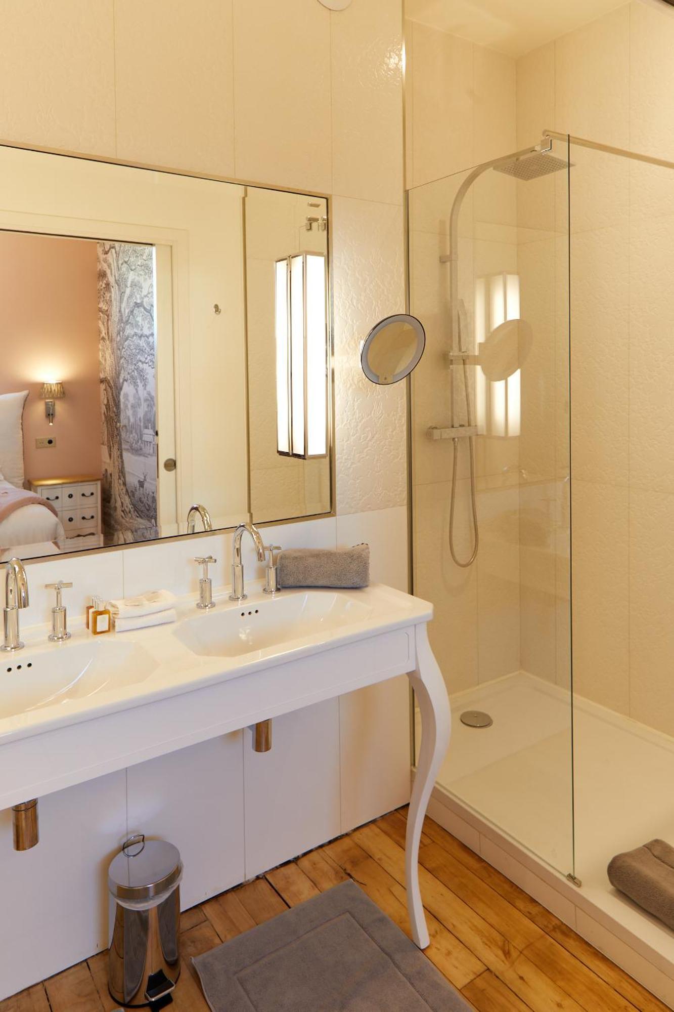 Maison Blanche Chartres - Maison d'hôtes 5 étoiles Extérieur photo